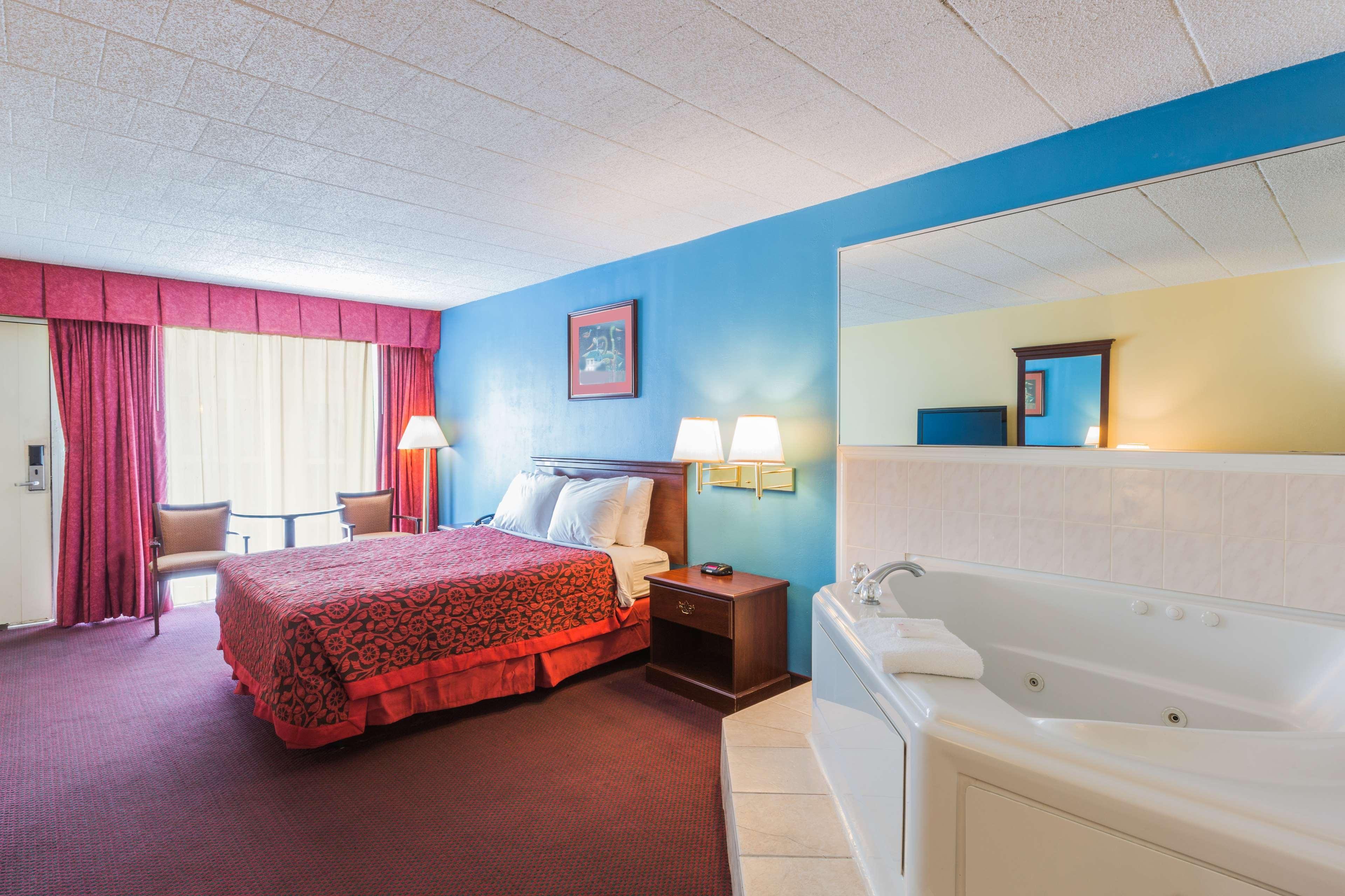 Hotel Days 2*