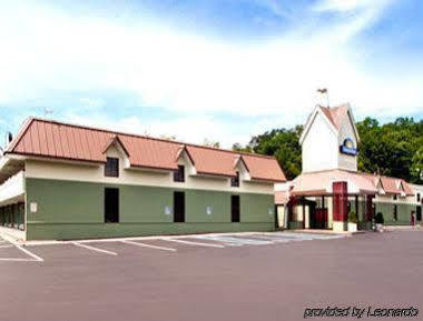 Days Hotel